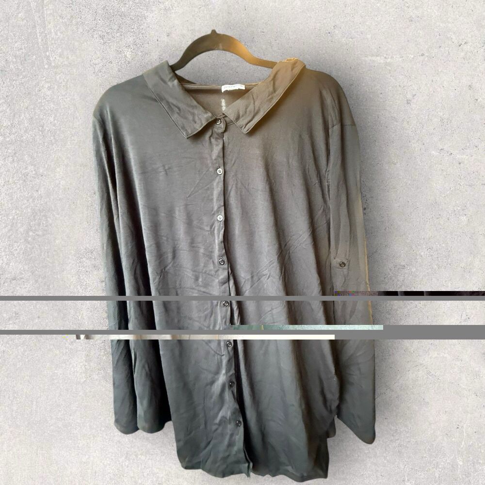 Lularoe Valentina 3XL-Long Sleeve Button Up Shirt Solid Gray Print NWT